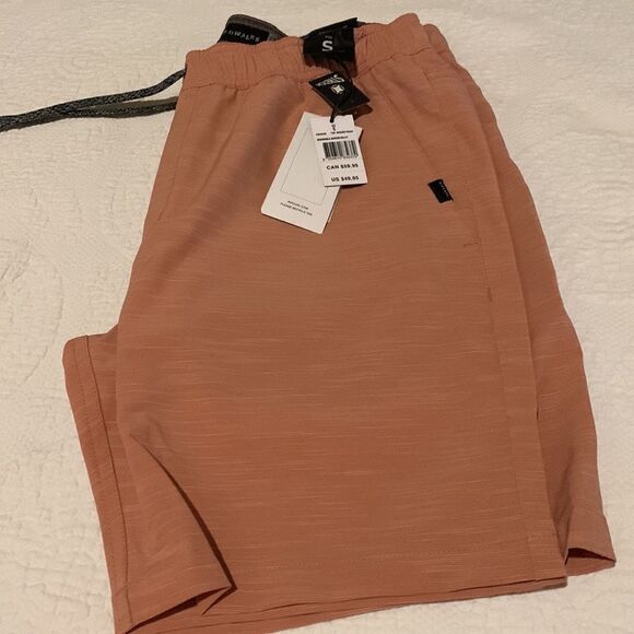 Rip Curl boardwalk shorts. Small. For water or land. NWT - Picture 3 of 9